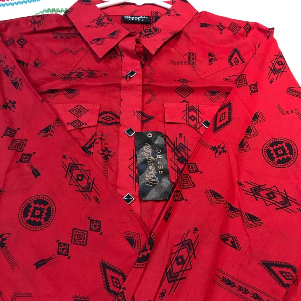 Women’s Wrangler button up
